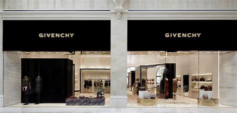 givenchy stage digital & ecommerce|STAGE .